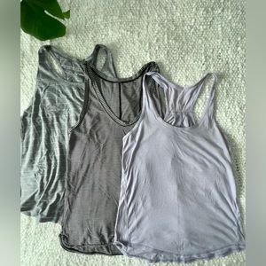 Lululemon 3 Pack Loose Tank Set Size 6